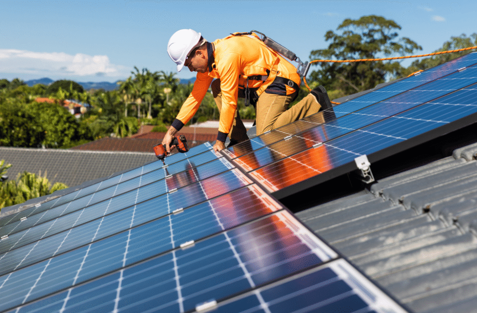Harnessing the Sun: Your 101 Guide to Solar Energy and Its Benefits